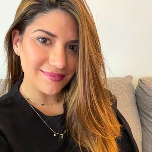 Meet your Posher, Gabriela